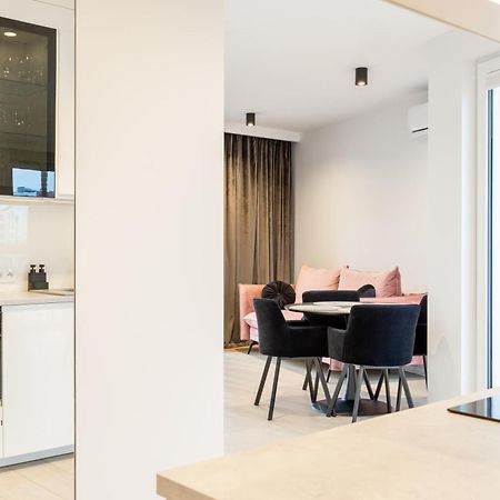Rent40 Apartamenty Aura Gdansk Old Town ภายนอก รูปภาพ